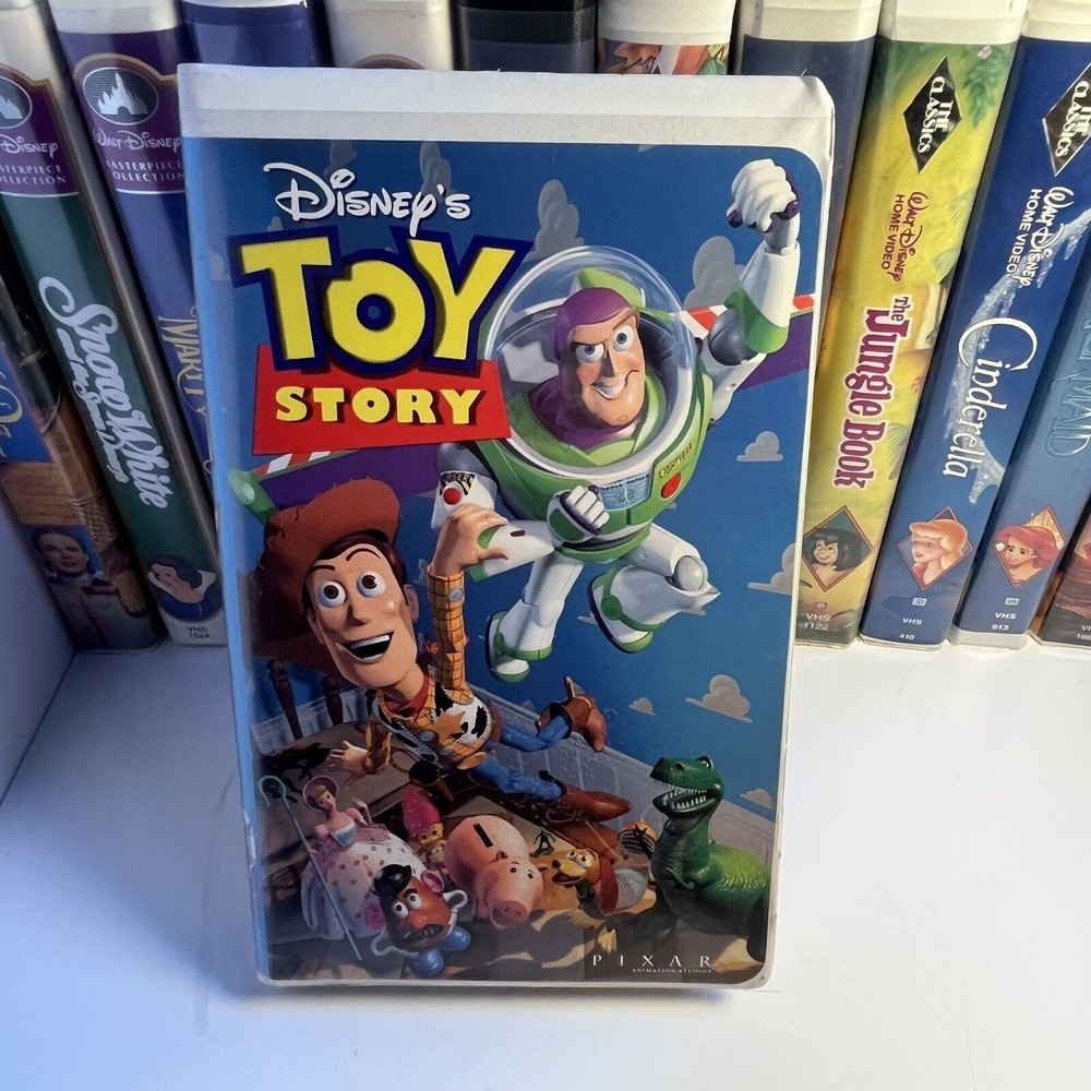 Walt Disney VHS Lot of 13 The Classics Black Diamond The Little Mermaid Banned - Picture 13 of 16